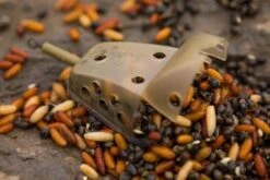 Guru Multi Maggot Feeder - Mini 20g 10 Guru Multi Maggot Feeder - Mini 20g -Fishing World Shop 47723 3