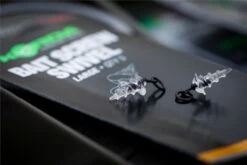 KORDA Bait Screw Swivel - Medium -Fishing World Shop 51047 7