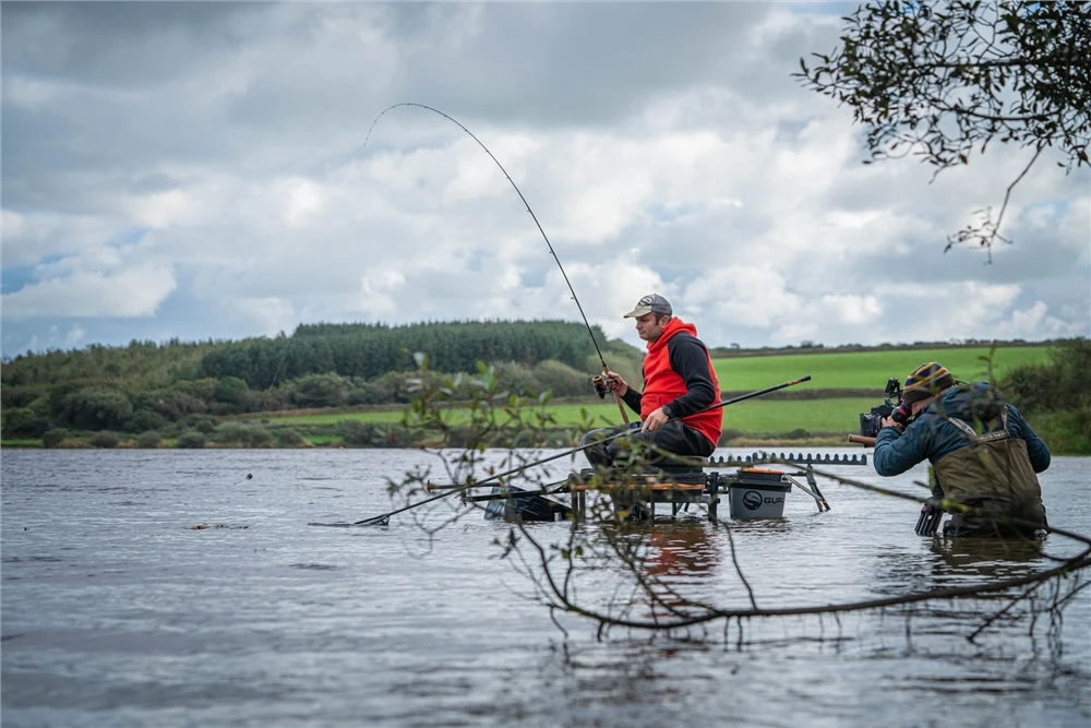 Guru Aventus 2.7m F1 Landing Net Handle 11 Guru Aventus 2.7m F1 Landing Net Handle - Image 9