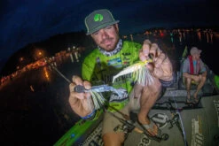 Abu Garcia Adrian Avenas Villain 2.0 / Revo AL-F RH Chatterbait Casting Combo -Fishing World Shop adrian avenas abu garcia vc70 6 revoal f chatterbait casting combo 49037.1651242884