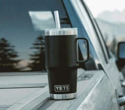 YETI Rambler 25oz Mug With Straw Lid 12 YETI Rambler 25oz Mug With Straw Lid -Fishing World Shop yeti rambler 25oz mug with straw lid 28019.1678982627